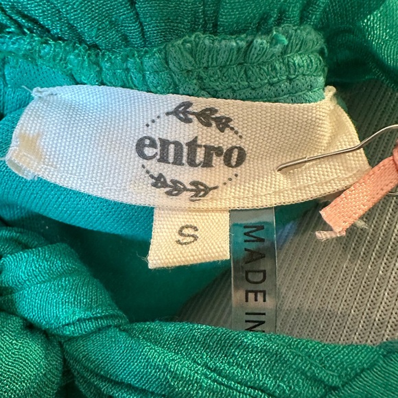 Entro Green Maxi Dress - Picture 4 of 4